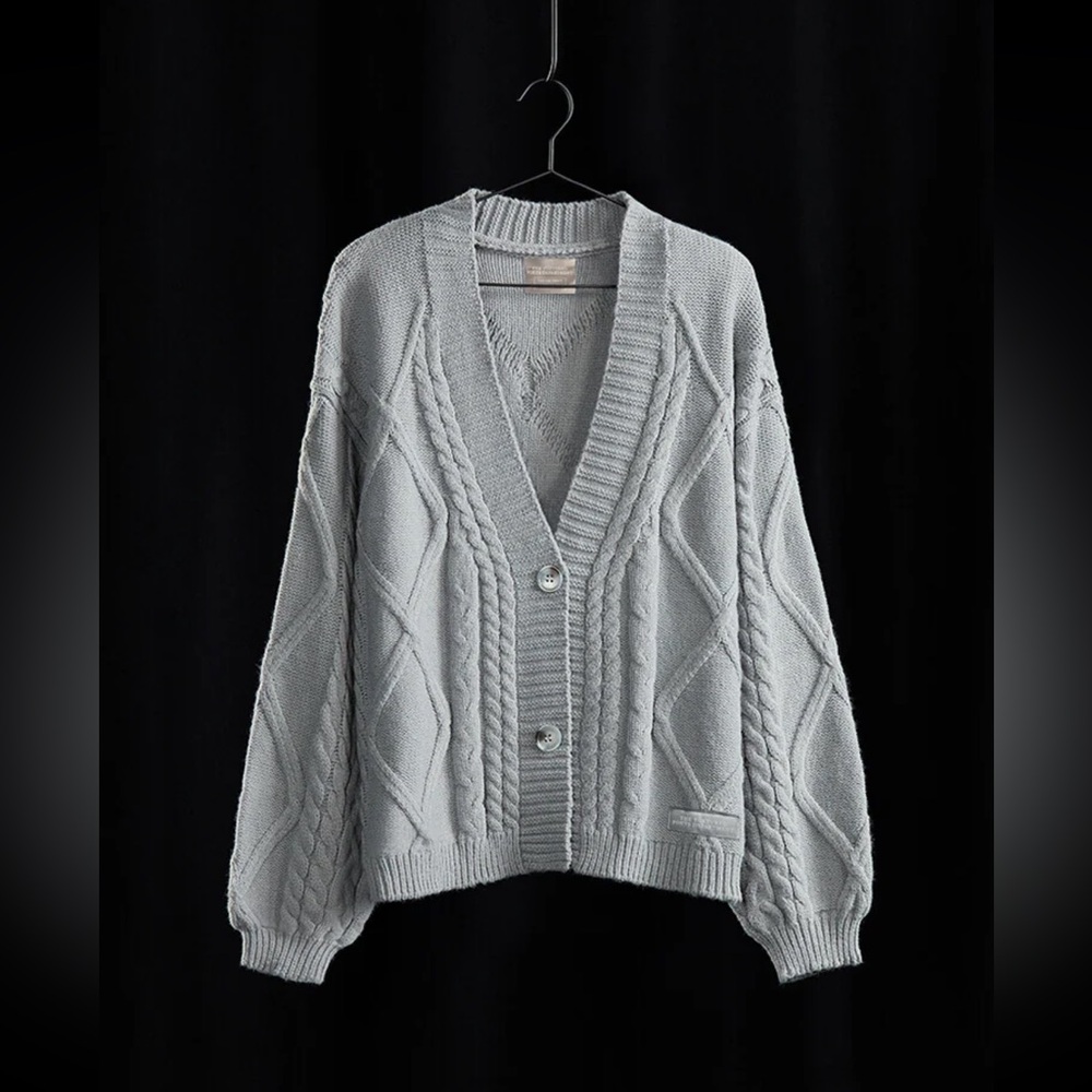 UNOPENED TTPD Taylor Swift XL/2XL The Tortured Poets Department Cardigan